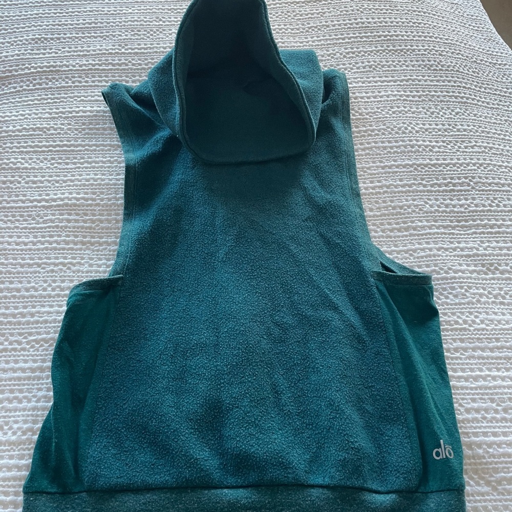 Alo Yoga Brand Fleece Vest